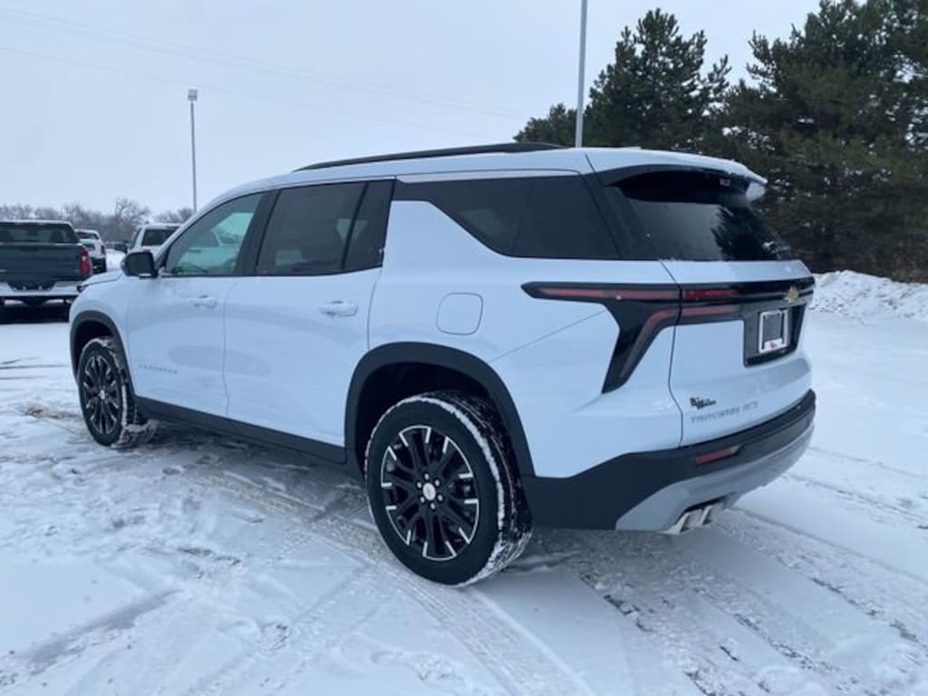 New 2026 Chevrolet Traverse LT SUV