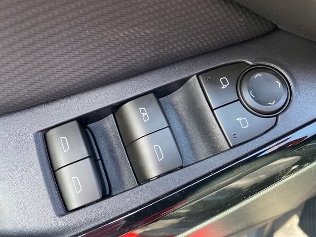 2026 Chevrolet Equinox LT - Photo 13