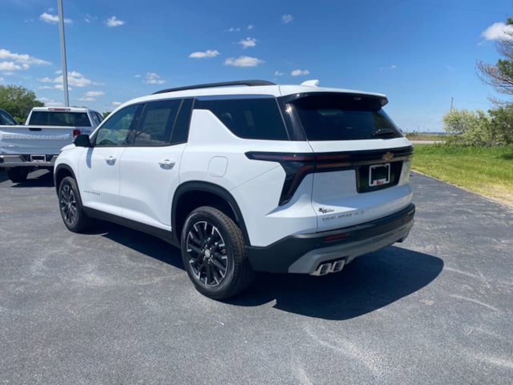 New 2026 Chevrolet Traverse LT SUV