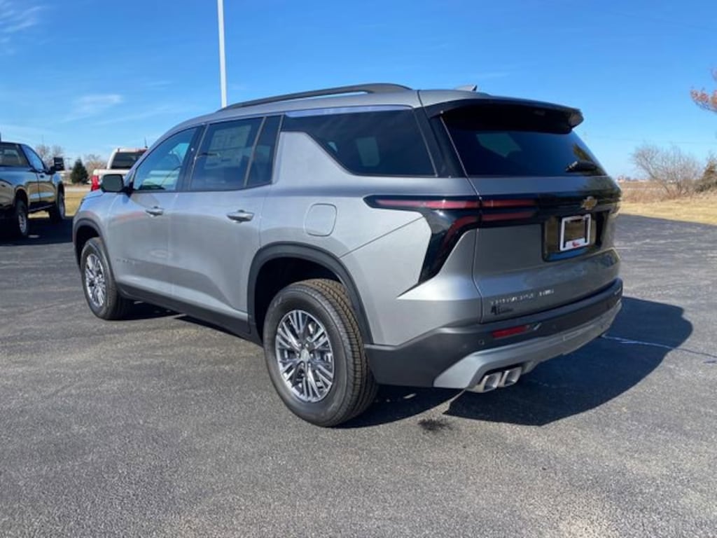 New 2026 Chevrolet Traverse LT SUV