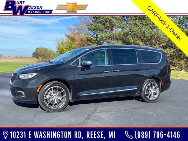 2021 Chrysler Pacifica Limited's photo