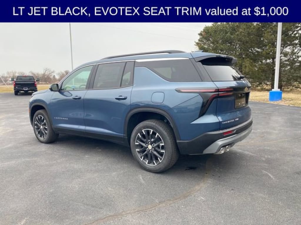 New 2026 Chevrolet Traverse LT SUV