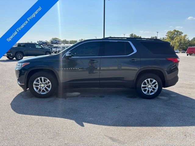 2021 Chevrolet Traverse Cloth photo 2