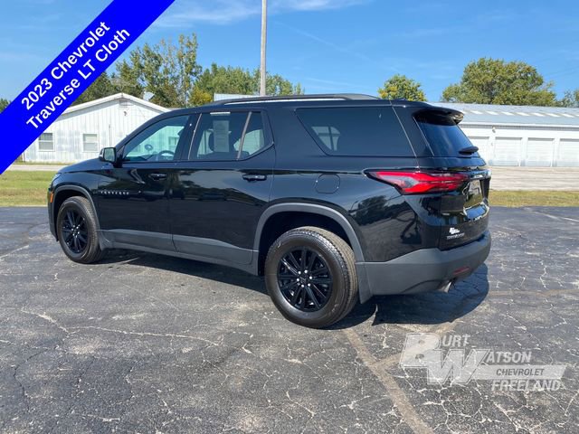 2023 Chevrolet Traverse Cloth photo 2