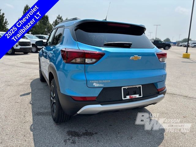 2025 Chevrolet Trailblazer LT photo 4