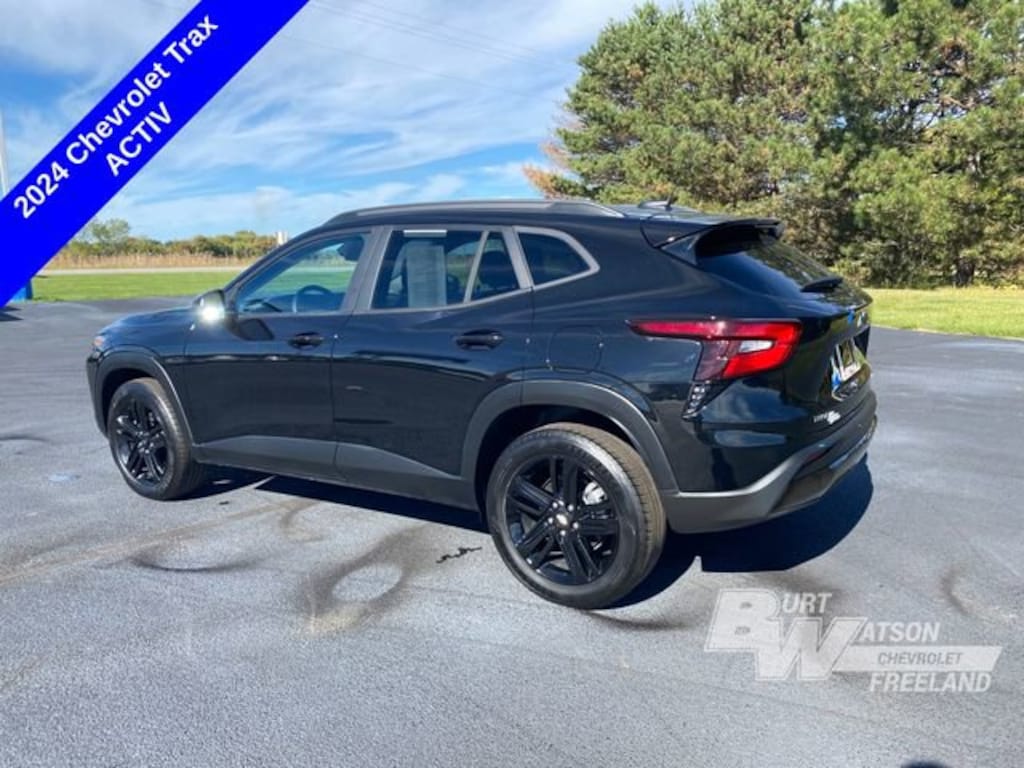 Used 2024 Chevrolet Trax Activ SUV