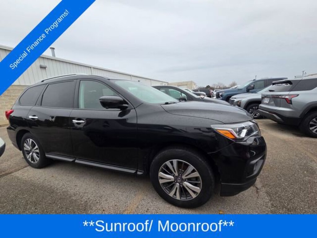 Used 2020 Nissan Pathfinder SL