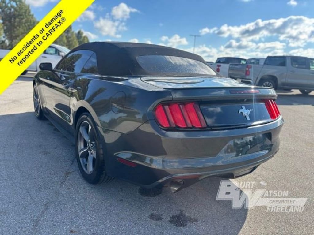 Used 2015 Ford Mustang 2dr Conv V6
