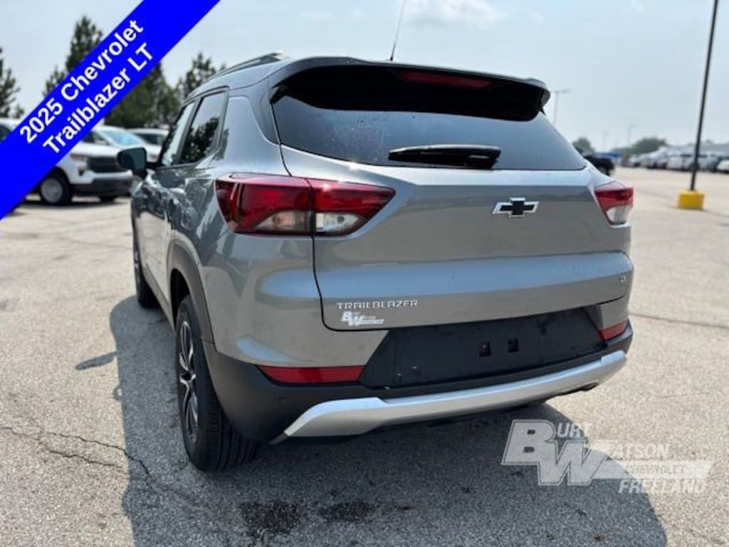 Used 2025 Chevrolet Trailblazer LT SUV