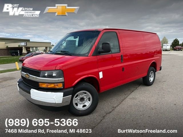 2026 Chevrolet Express 2500 Work Van HD's photo