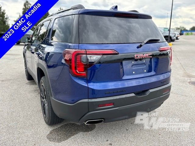 2023 Gmc Acadia SLE photo 3