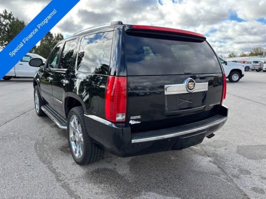Used 2009 CADILLAC Escalade AWD 4dr SUV