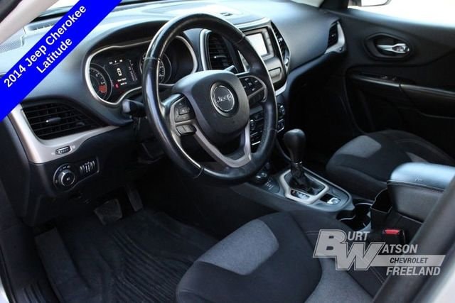 2014 Jeep Cherokee Latitude photo 2