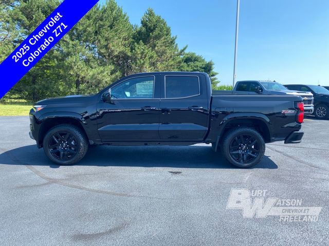 2025 Chevrolet Colorado Z71 photo 2