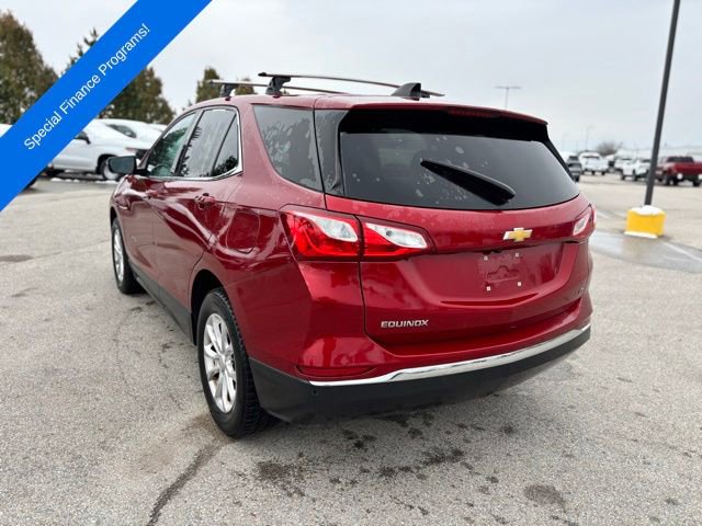 2018 Chevrolet Equinox LT photo 2