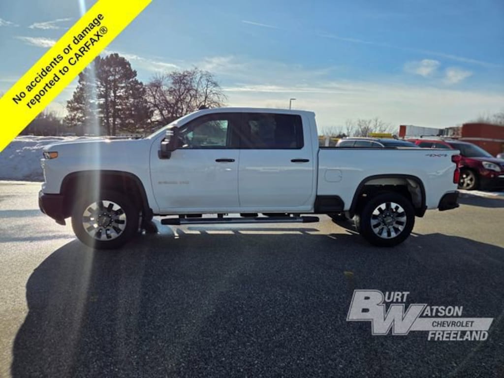 Used 2024 Chevrolet Silverado 2500 HD Custom Truck