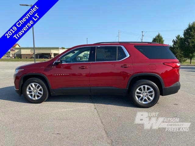 Used 2019 Chevrolet Traverse 1LT with VIN 1GNERGKW7KJ133493 for sale in Freeland, MI