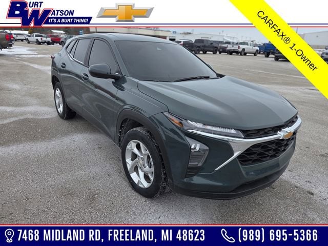 2025 Chevrolet Trax LS's photo