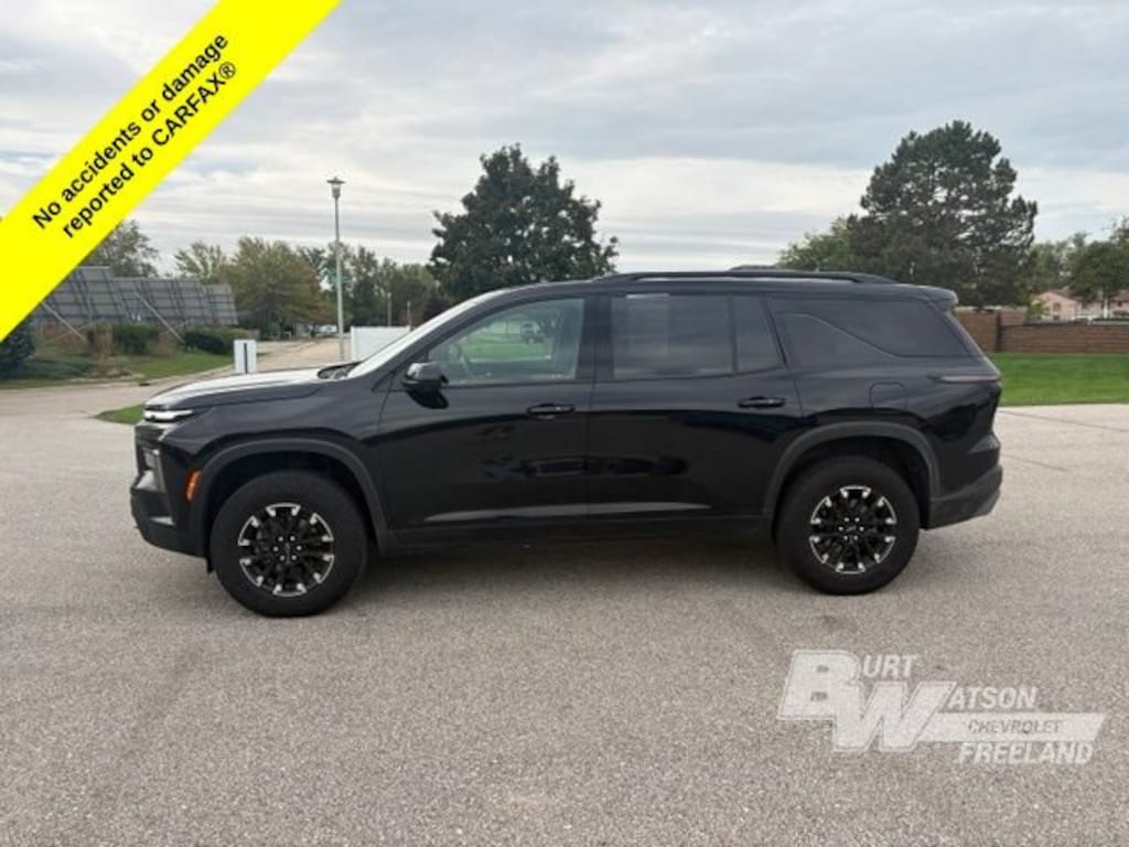 Used 2024 Chevrolet Traverse Z71 SUV