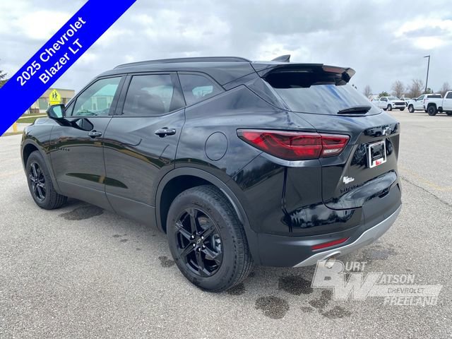 2025 Chevrolet Blazer 2LT photo 3