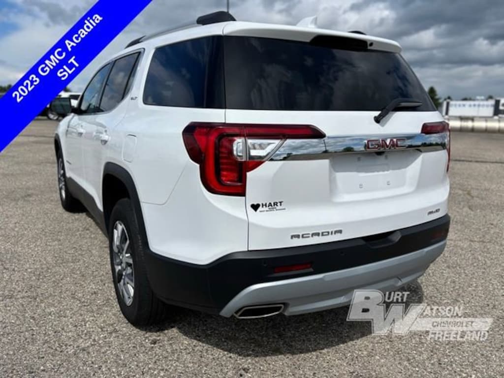 Used 2023 GMC Acadia SLT SUV
