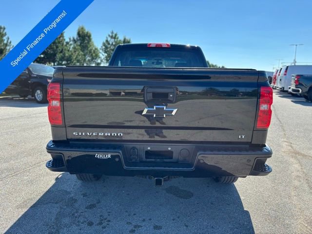 2018 Chevrolet Silverado 1500 LT photo 4