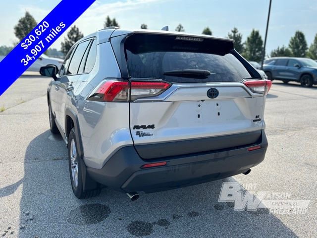 2024 Toyota RAV4 Hybrid LE photo 3