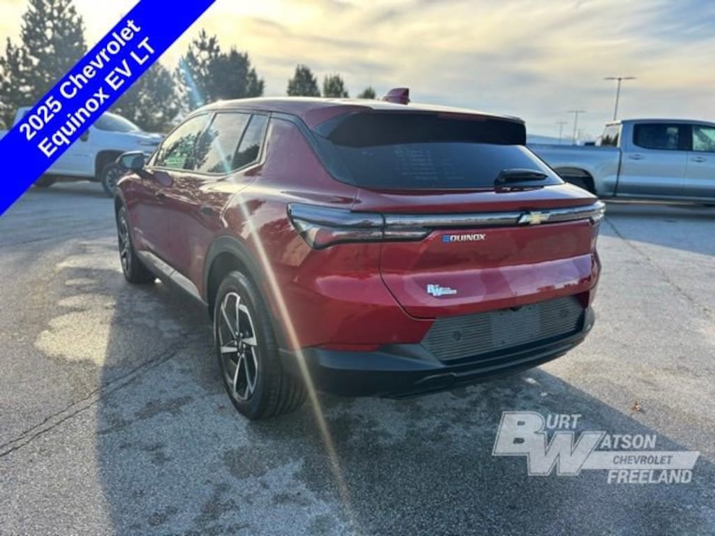 Used 2025 Chevrolet Equinox EV LT SUV