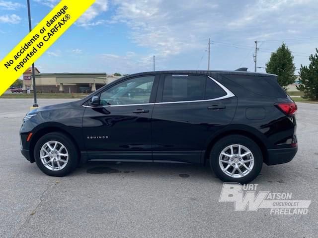 Certified 2022 Chevrolet Equinox LT with VIN 3GNAXUEV0NL113945 for sale in Freeland, MI