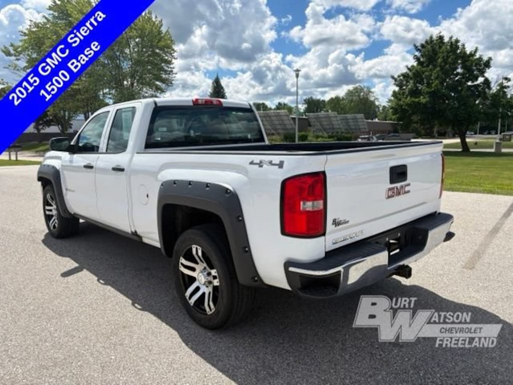 Used 2015 GMC Sierra 1500 4WD Double Cab 143.5 Truck