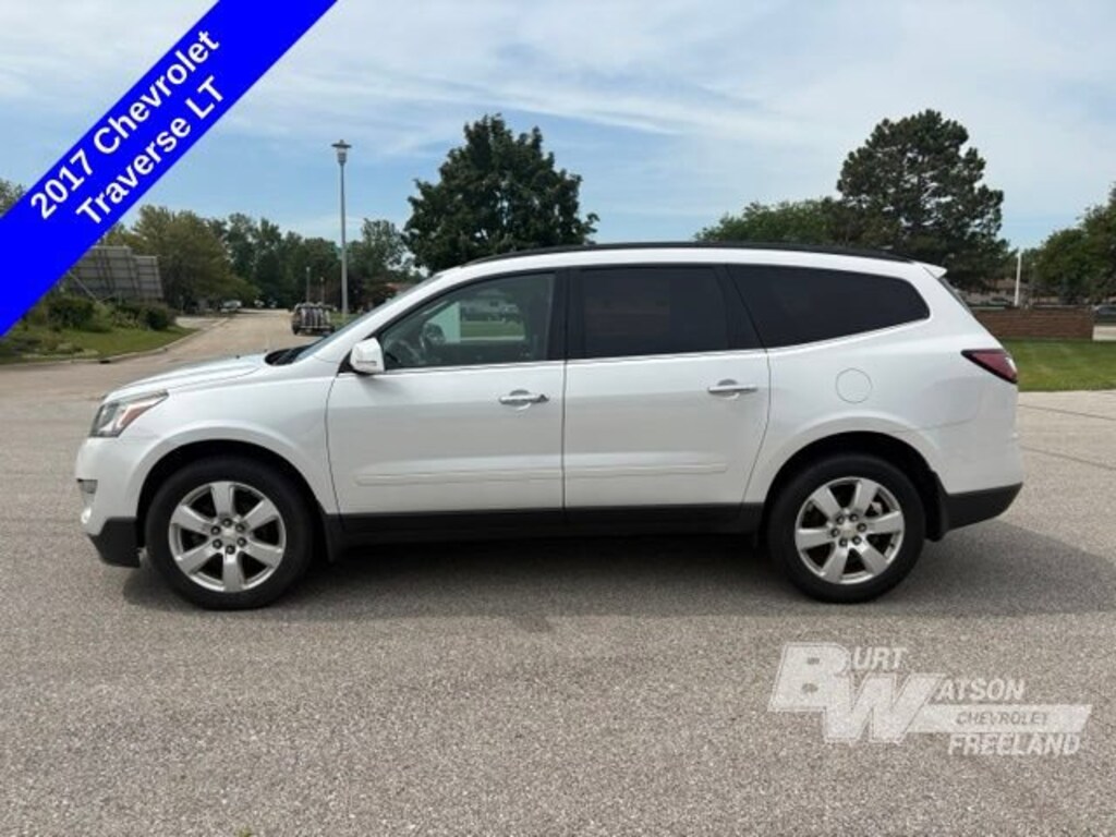 Used 2017 Chevrolet Traverse LT SUV