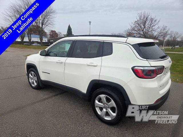 2019 Jeep Compass Latitude photo 2