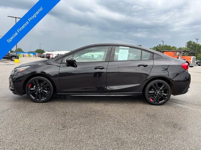 2018 Chevrolet Cruze LT photo 2