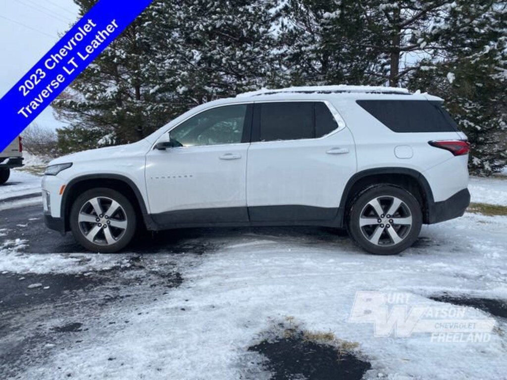 Used 2023 Chevrolet Traverse LT Leather SUV