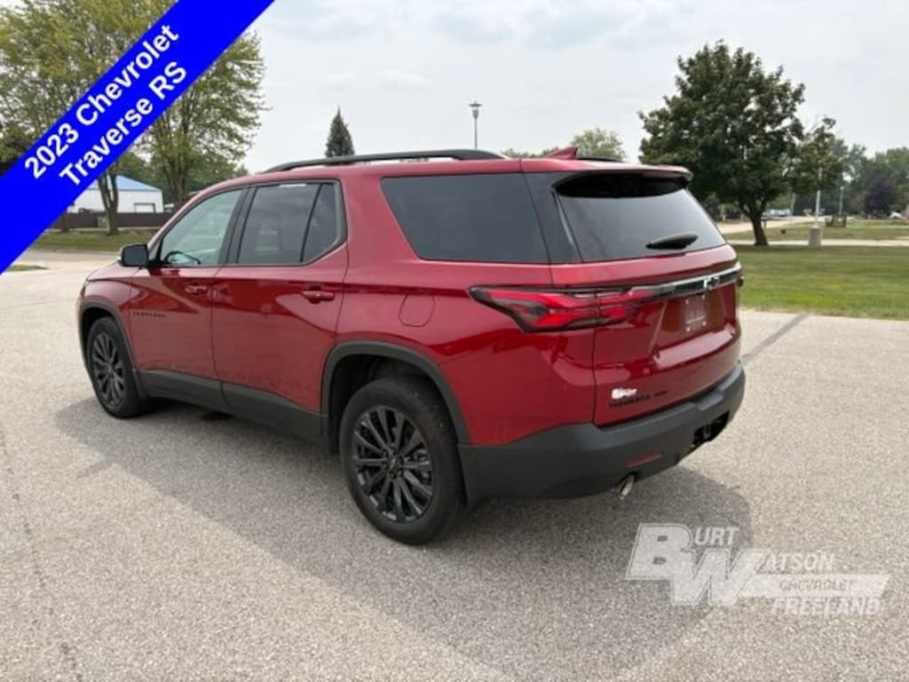 Used 2023 Chevrolet Traverse RS SUV