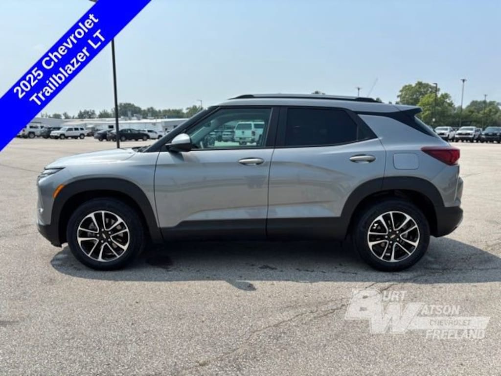 Used 2025 Chevrolet Trailblazer LT SUV