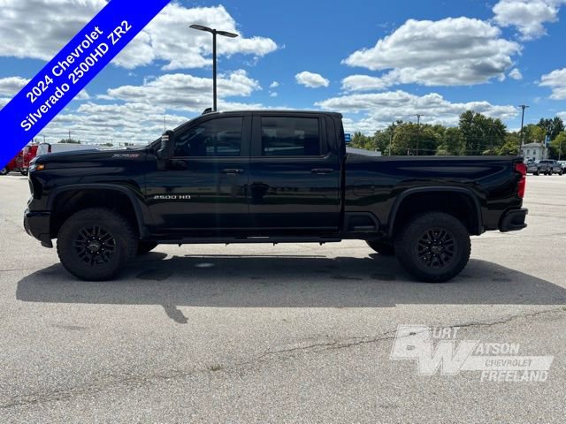2024 Chevrolet Silverado 2500HD ZR2 photo 2