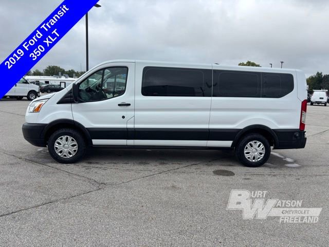 2019 Ford Transit Passenger XL photo 2