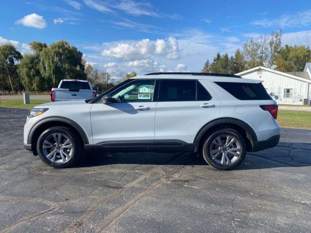 New 2026 Ford Explorer Active SUV