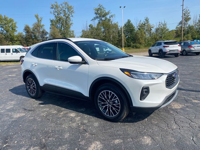 2025 Ford Escape Plug-in hybrid PHEV - Photo 10