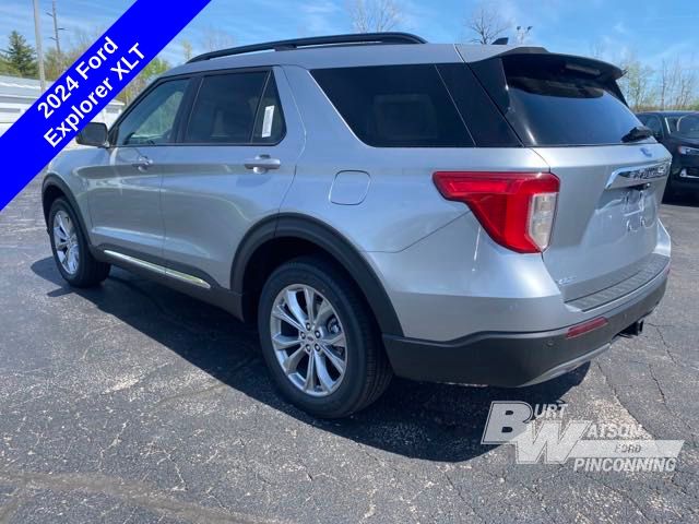 2024 Ford Explorer XLT photo 3