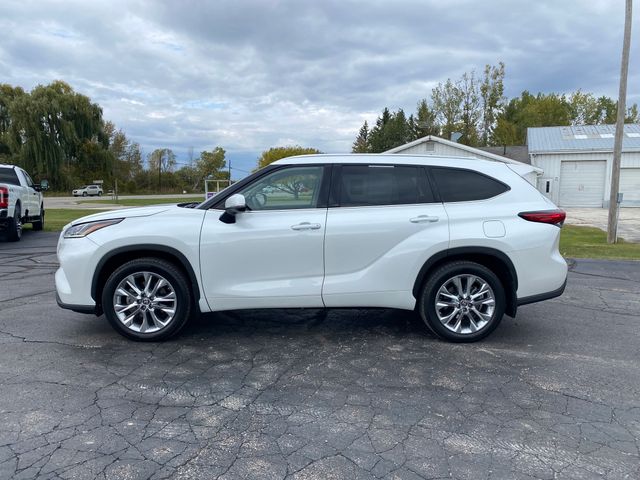 2023 Toyota Highlander Limited photo 2