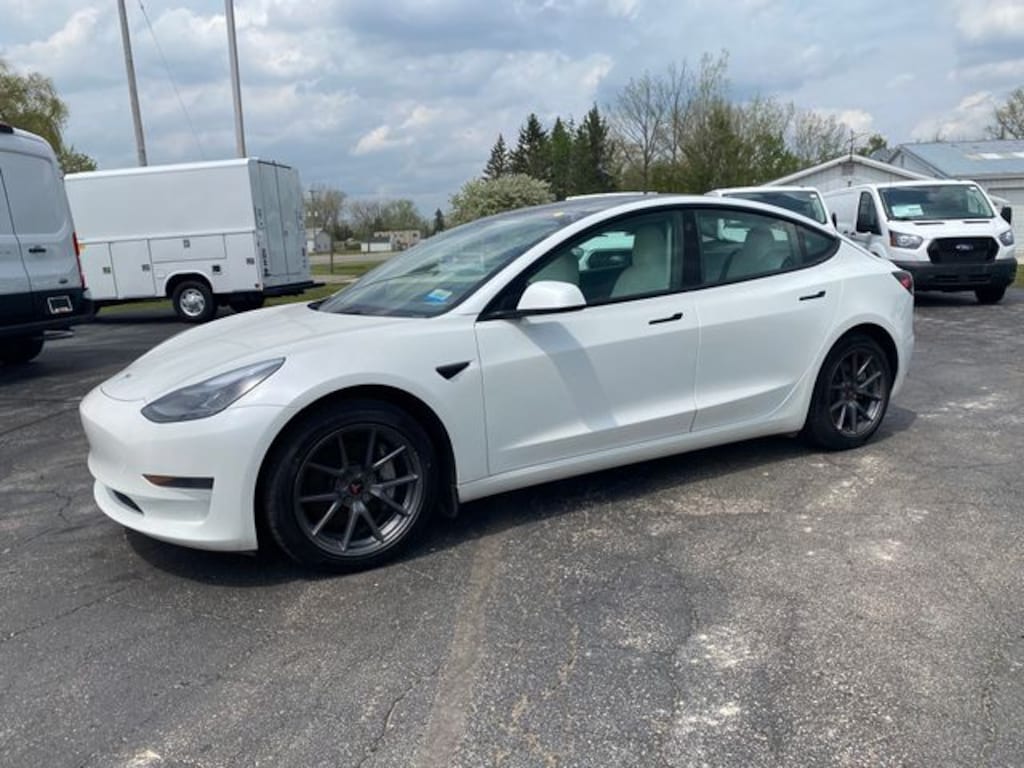 Used 2022 Tesla Model 3 Base Sedan