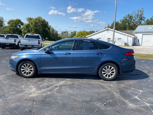 2018 Ford Fusion S photo 4