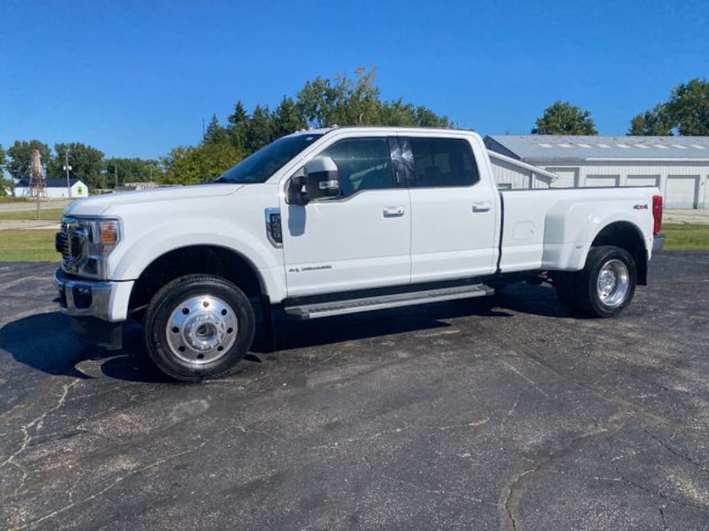 Used 2022 Ford F-450SD Lariat Truck Crew Cab