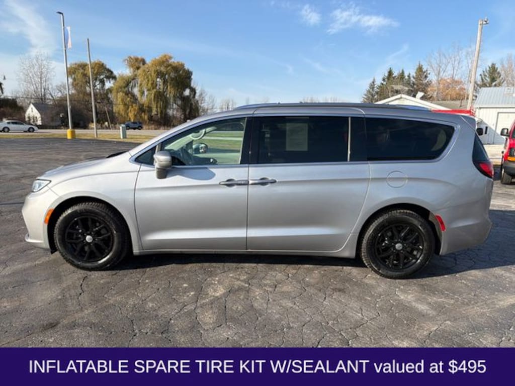 Used 2021 Chrysler Pacifica Touring L Van Passenger Van
