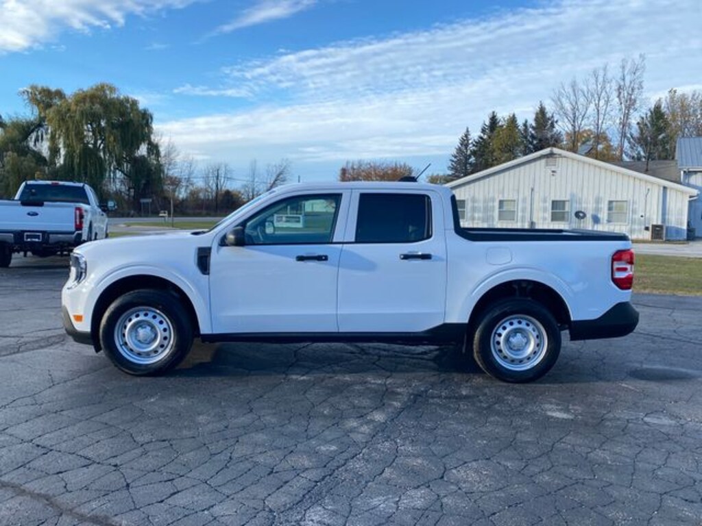 New 2025 Ford Maverick XL Truck SuperCrew