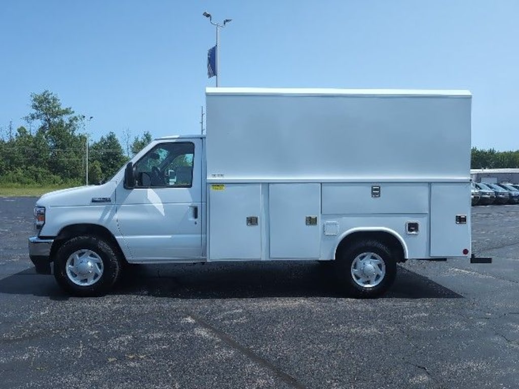 New 2025 Ford E-350SD Base Truck