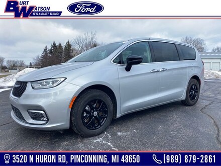 2024 Chrysler Pacifica Touring L Van Passenger Van