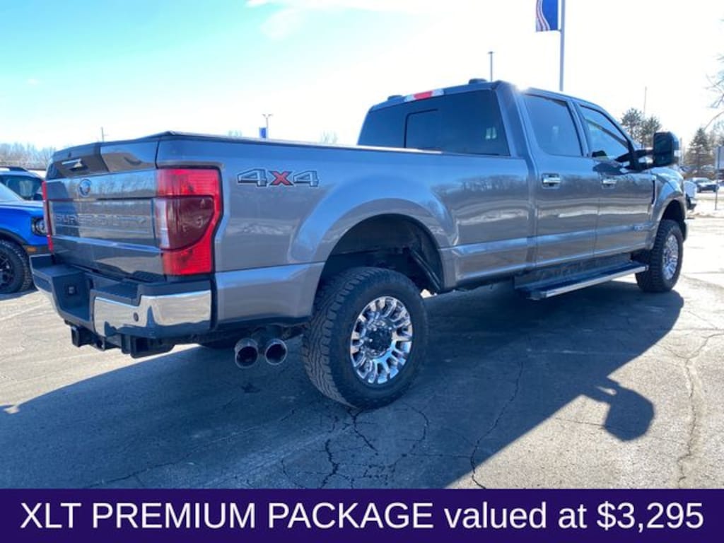 Used 2022 Ford F-350SD XLT Truck Crew Cab
